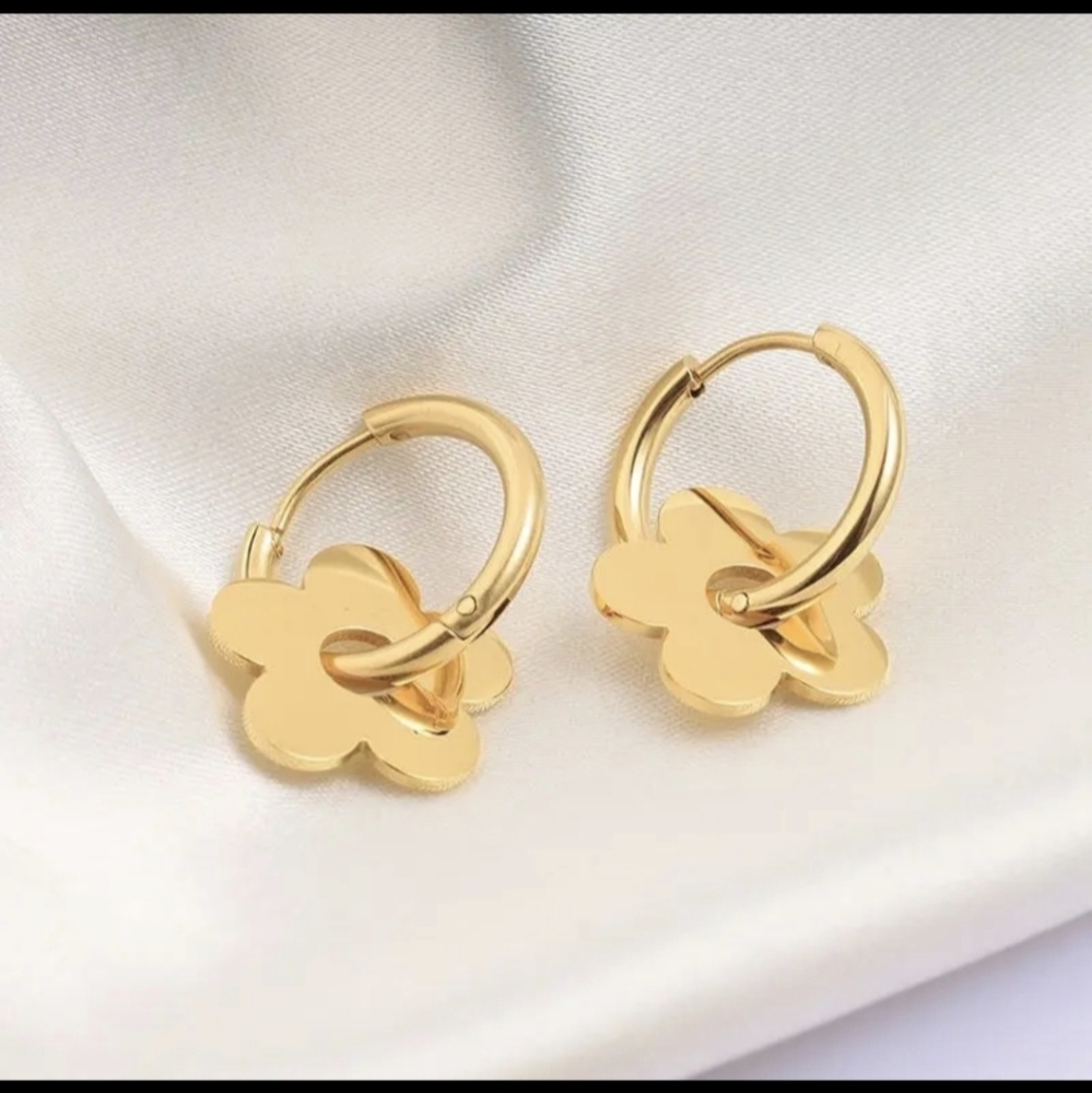 3X$60 18K Gold Plate  EARRINGS ( Bundle)